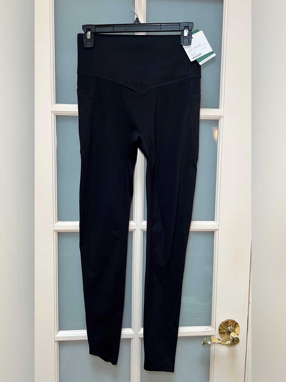 NWT Halara UltraSculpt High Waisted 7/8 Leggings with Pockets Black Size Medium - Picture 5 of 8